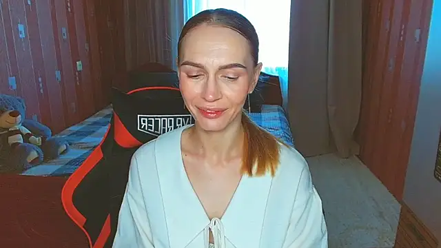 Snapshot of Lady_Sunshine_ chatting on 06.27.26 Lady Sunshine online show from 06.27.26