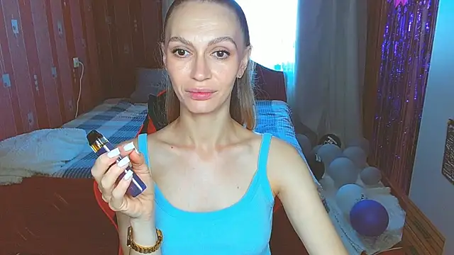 Snapshot of Lady_Sunshine_ chatting on 07.16.26 Lady Sunshine online show from 07.16.26