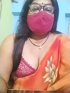 Snapshot of fuunalka chatting on 10.28.25 fuunalka online show from 10.28.25