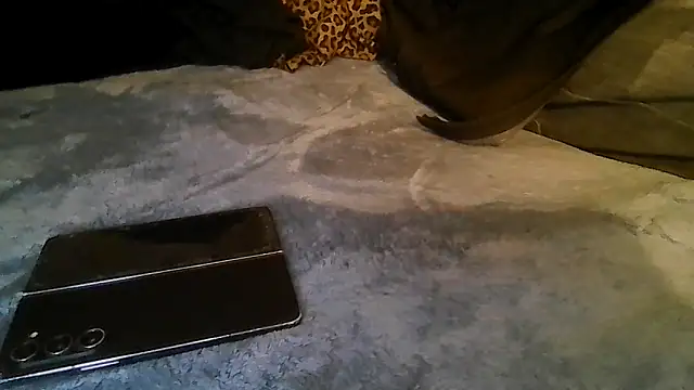 Snapshot of ShysluutGia chatting on 02.01.26 ShysluutGia online show from 02.01.26