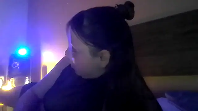 Snapshot of ShysluutGia chatting on 02.09.26 ShysluutGia online show from 02.09.26