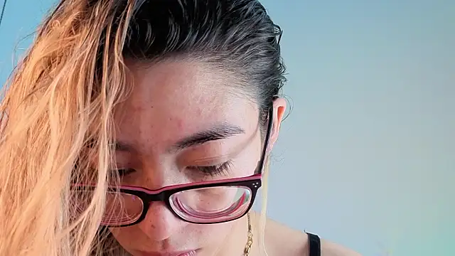 Carolblonde online show from 03.24.26