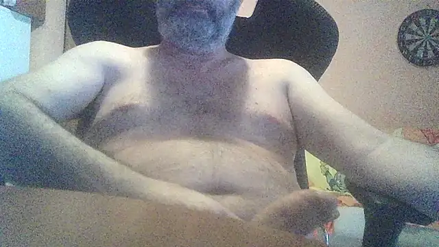 Snapshot of lanata chatting on 06.27.26 lanata online show from 06.27.26