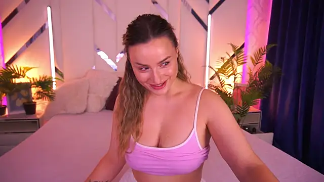 LindsieGreyy online show from 11.26.25