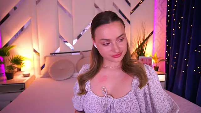 LindsieGreyy online show from 03.02.26