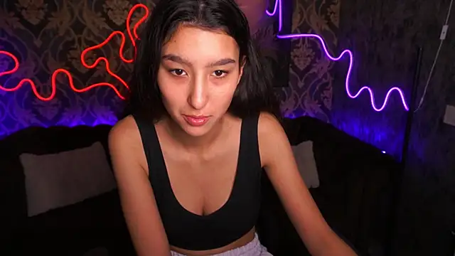 CharmMocco online show from 02.14.25