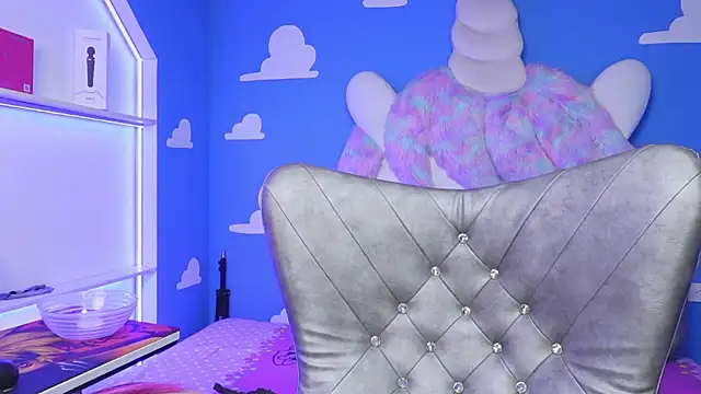 miss   angel online show from 10.22.25