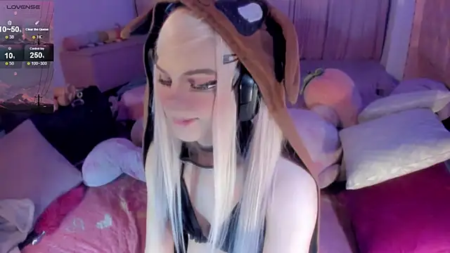 Angelica Reborn online show from 12.14.25