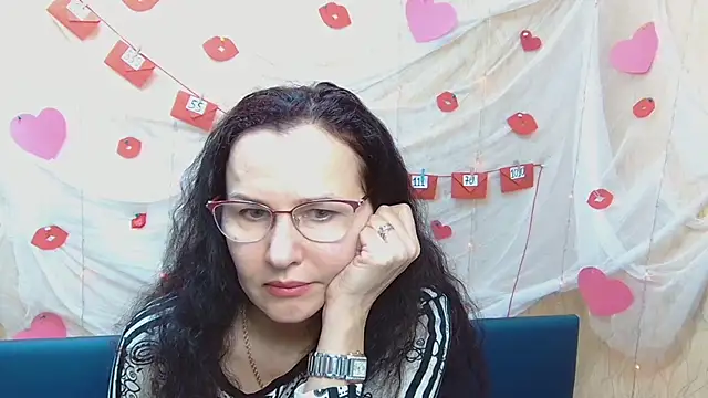 Snapshot of Miroslava_Happi chatting on 02.17.25 Miroslava Happi online show from 02.17.25