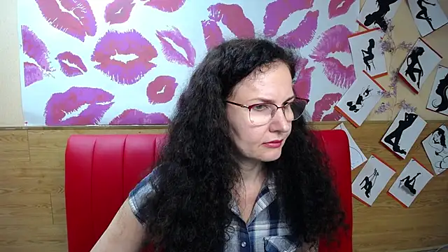 Snapshot of Miroslava_Happi chatting on 09.19.25 Miroslava Happi online show from 09.19.25