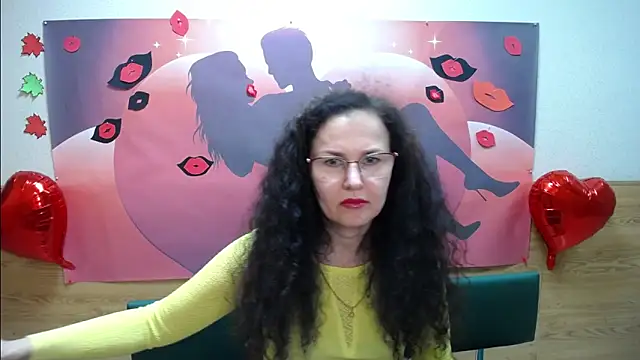 Snapshot of Miroslava_Happi chatting on 10.16.25 Miroslava Happi online show from 10.16.25