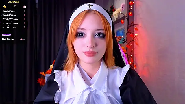 Hisoka akerley online show from 10.31.25