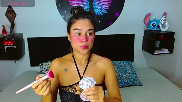 Snapshot of Ana_Riderr chatting on 09.19.25 Ana Riderr online show from 09.19.25