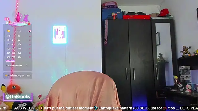 Annaa Brooks online show from 10.12.25