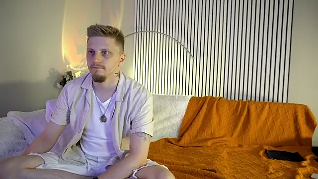 Saint Vicious online show from 09.20.25