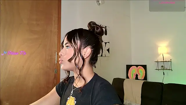 Snapshot of Maryybellax chatting on 06.17.26 Maryybellax online show from 06.17.26