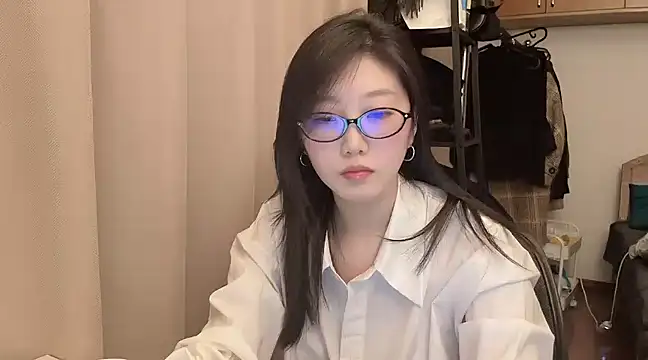 linlinnnnn online show from 02.11.25