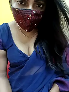 Snapshot of Thamarai28 chatting on 09.20.25 Thamarai28 online show from 09.20.25