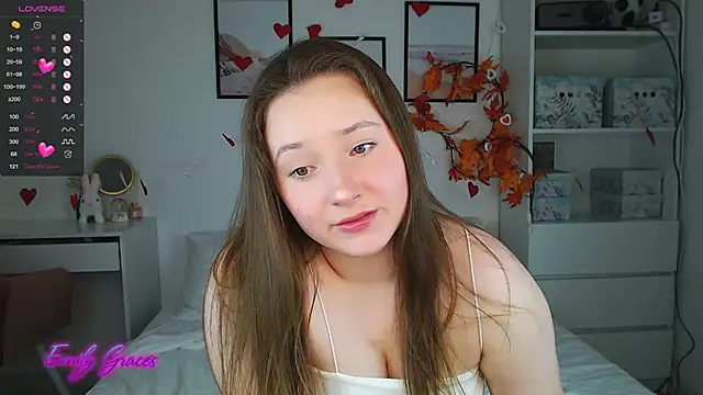 EmilyxxGraces online show from 03.05.25