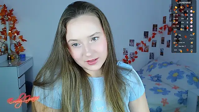 EmilyxxGraces online show from 10.13.25