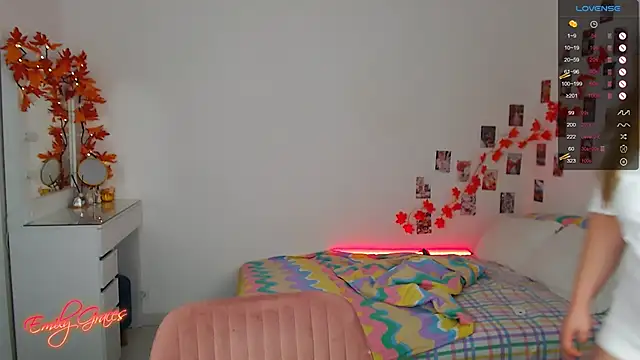 EmilyxxGraces online show from 11.19.25