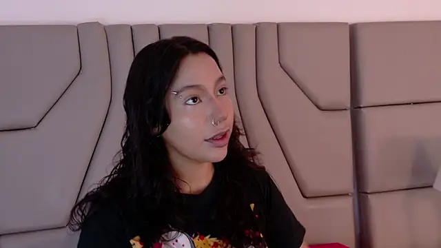 ParanoidTemptaion  online show from 05.28.26