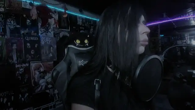 Snapshot of rotten_dreams chatting on 02.26.25 rotten dreams online show from 02.26.25