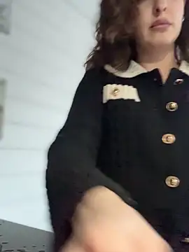 MollyBer online show from 04.10.26