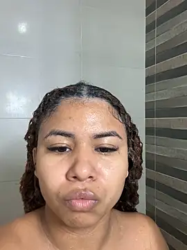 MELINAMARTINS online show from 04.14.26