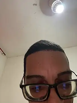 Snapshot of Diegodelicia chatting on 06.29.26 Diegodelicia online show from 06.29.26