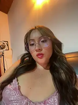 Snapshot of ValentinaOrtiz3 chatting on 02.18.25 ValentinaOrtiz3 online show from 02.18.25