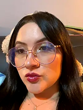 Snapshot of ValentinaOrtiz3 chatting on 09.18.25 ValentinaOrtiz3 online show from 09.18.25