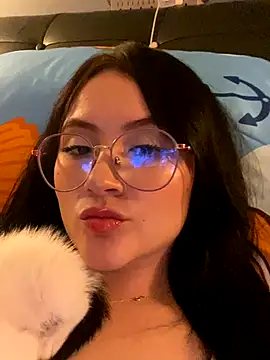 Snapshot of ValentinaOrtiz3 chatting on 09.28.25 ValentinaOrtiz3 online show from 09.28.25