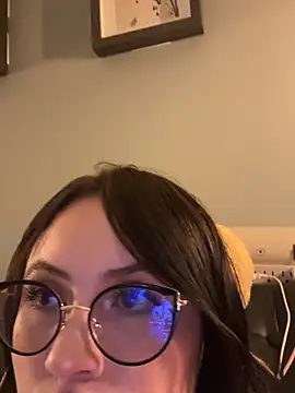 ValentinaOrtiz3 online show from 04.29.26