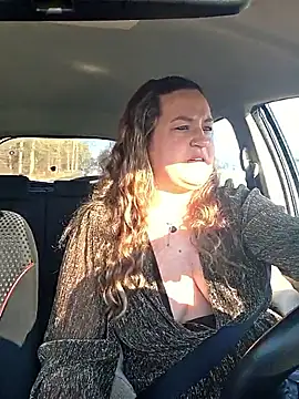 Snapshot of justtess chatting on 02.04.26 justtess online show from 02.04.26