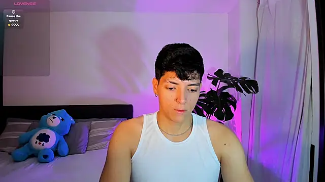  JacobMiller   online show from 09.21.25