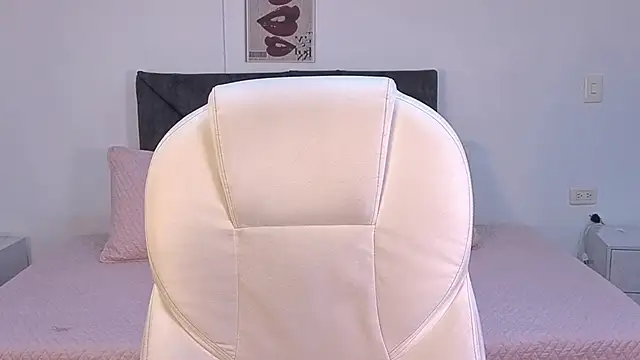 sara sharma  online show from 10.24.25