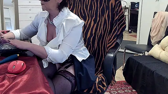 Snapshot of Chanel_Noire chatting on 03.12.25 Chanel Noire online show from 03.12.25