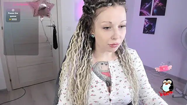 HoneySallyMoore online show from 01.12.25