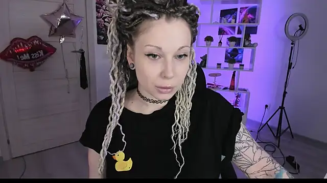 HoneySallyMoore online show from 09.25.25