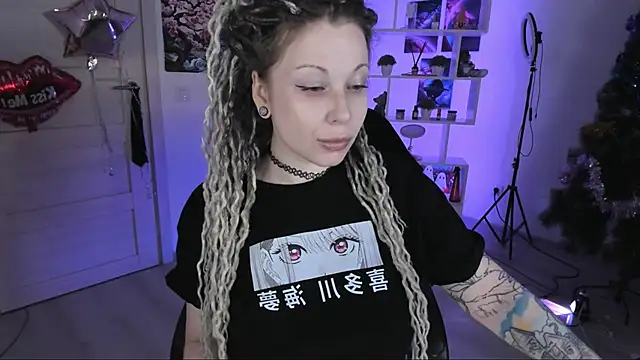 HoneySallyMoore online show from 12.03.25