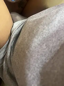 Snapshot of man99-9 chatting on 10.04.25 man99-9 online show from 10.04.25