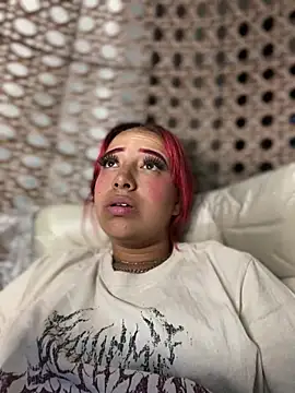 Scarlett-LS online show from 02.22.25