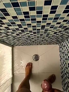 Snapshot of henri69 chatting on 12.01.25 henri69 online show from 12.01.25