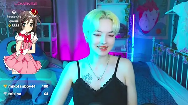 Akemi Sora  online show from 03.20.25