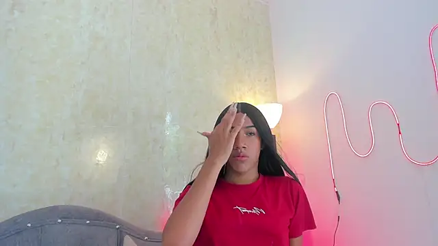 Snapshot of AntoniSantoss chatting on 10.06.25 AntoniSantoss online show from 10.06.25