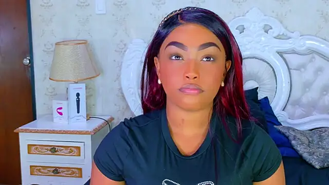 TianahGlow online show from 11.10.25