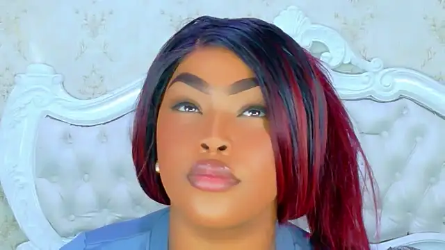 TianahGlow online show from 12.13.25