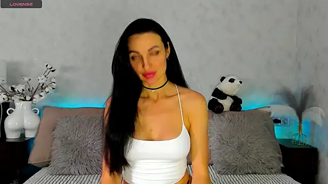 Snapshot of Tina_Mart chatting on 06.28.26 Tina Mart online show from 06.28.26