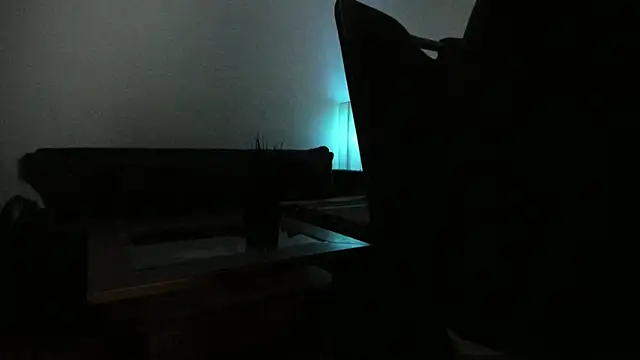 molicaremolicare online show from 10.23.25